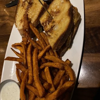 Central Bar + Restaurant - Philly Cheesesteak - American Near Me - Bellevue, Washington Central Bar + Restaurant - Philly Cheesesteak - American Near Me - Bellevue, Washington