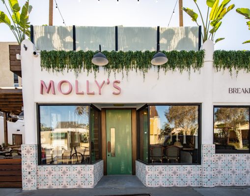 Molly's by null
