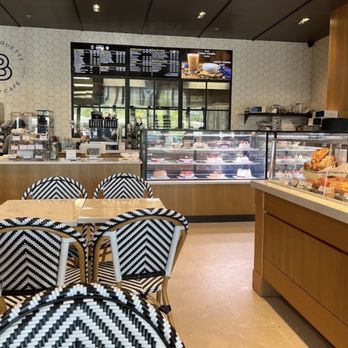 Paris Baguette - Bakeries Near Me - Hilton Head, South Carolina