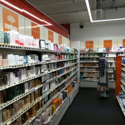 Auchan - Pharmacy aisle