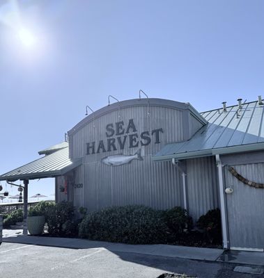 Sea Harvest Fish Market & Restaurants by null