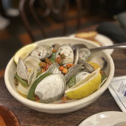 Brick Alley Pub & Restaurant - Clams were cooked perfectly