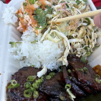 Lulu - Galbi short ribs - Food Trucks Near Me - Troutdale, Oregon Lulu - Galbi short ribs - Food Trucks Near Me - Troutdale, Oregon