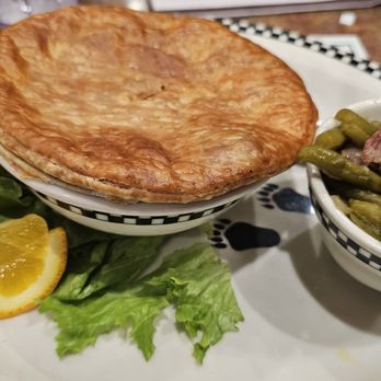 Black Bear Diner Arvin - Pot pie - Breakfast & Brunch Near Me - Arvin, California