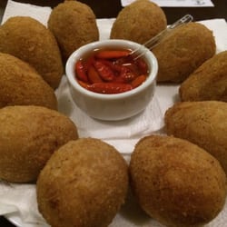 Barbirô Bar e Restaurante - Porção de coxinhas, VERY yummy