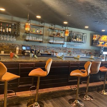 THE BRUNCH PUB - Updated May 2025 - 100 Photos & 134 Reviews