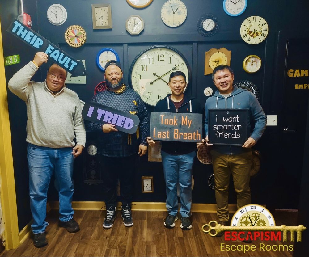Social spots from Escapism Escape Rooms