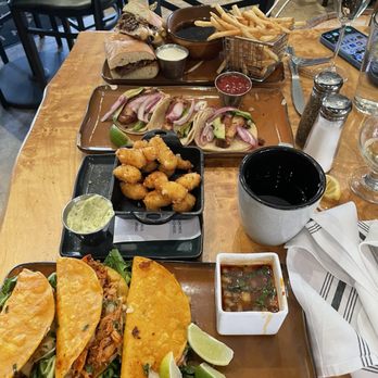 Fifty Fifty Brewing - Aggressive amount of tasty food - Breweries Near Me - Truckee, California