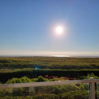 Seaside Vacation Homes - Fantastic sunset view from the patio/balcony - Vacation Rentals Near Me - Seaside, Oregon Seaside Vacation Homes - Fantastic sunset view from the patio/balcony - Vacation Rentals Near Me - Seaside, Oregon