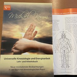 Heilpraxis Komm - Sachbuch in der Praxis erhältlich