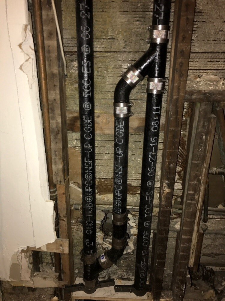 Slide of Vinny's Pipe Repair & Drain Cleaning