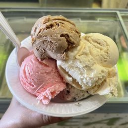 Four scoops - peanut butter (fav), coffee, cherry vanilla, and cookies and cream. Four scoops - peanut butter (fav), coffee, cherry vanilla, and cookies and cream.