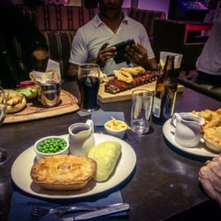 Dog and Partridge - Real homemade cheese n onion pie I've been craving since I got to England! #satisfied