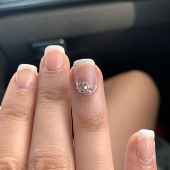 The Nail Lounge - Horrible application on acrylic and stones. - Nail Salons Near Me - Brandon, Florida The Nail Lounge - Horrible application on acrylic and stones. - Nail Salons Near Me - Brandon, Florida