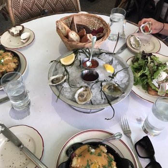 Le Diplomate - Half oysters and brunch - Brasseries Near Me - Washington, DC, District of Columbia Le Diplomate - Half oysters and brunch - Brasseries Near Me - Washington, DC, District of Columbia
