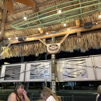 Shells Seafood - Outside bar - Seafood Near Me - St. Pete Beach, Florida