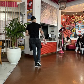 Mariscos La Chula - Downey - The rude server that ruined our experience. - Seafood Near Me - Downey, California Mariscos La Chula - Downey - The rude server that ruined our experience. - Seafood Near Me - Downey, California