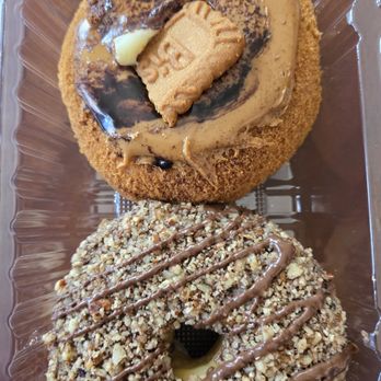 SK Donuts & Croissant - Donuts Near Me - Los Angeles, California SK Donuts & Croissant - Donuts Near Me - Los Angeles, California