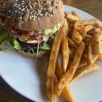 The Dancing Fox Winery & Brewery - Veggie burger with fries - Wineries Near Me - Lodi, California The Dancing Fox Winery & Brewery - Veggie burger with fries - Wineries Near Me - Lodi, California