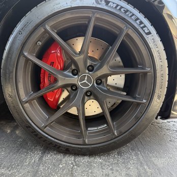 Wheel Techniques - Front-right after - Wheel & Rim Repair Near Me - Santa Clara, California Wheel Techniques - Front-right after - Wheel & Rim Repair Near Me - Santa Clara, California