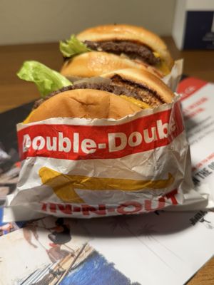 In-N-Out Burger by null