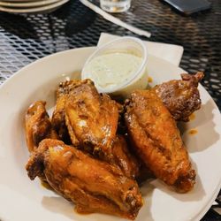 CJ Mugg's - Hot Wings