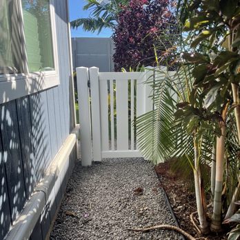 Vinyl Tech & Masonry - Added a gate to enter backyard - Fences & Gates Near Me - Waipahu, Hawaii Vinyl Tech & Masonry - Added a gate to enter backyard - Fences & Gates Near Me - Waipahu, Hawaii