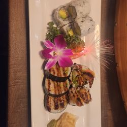 Ahi Sushi - Sushi rolls