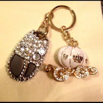 San Antigua - Blinged my gate clicker - Apartments Near Me - Houston, Texas San Antigua - Blinged my gate clicker - Apartments Near Me - Houston, Texas