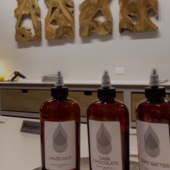 AURA Candle Bar - Candle Stores Near Me - Chicago, Illinois AURA Candle Bar - Candle Stores Near Me - Chicago, Illinois