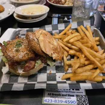 Green Tomato Grill - Green mater BLT - American Near Me - Mooresburg, Tennessee Green Tomato Grill - Green mater BLT - American Near Me - Mooresburg, Tennessee