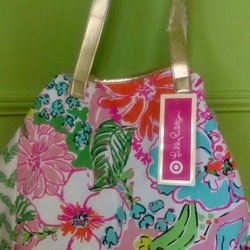 Bella's Consignment Boutique - Lily Pulitzer purse - New with tags.