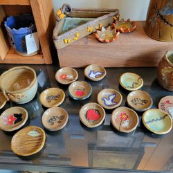 Arts and Artisans Fine Art Gallery - Cool little pottery