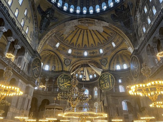 Hurrem Sultan Hammam by null