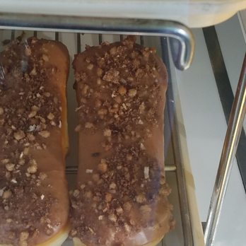Fresh Donuts - Flies on doughnuts, no thank you. - Donuts Near Me - La Puente, California Fresh Donuts - Flies on doughnuts, no thank you. - Donuts Near Me - La Puente, California