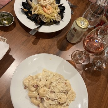 Bistro Albertino - Tortellini and linguine pescatore - Italian Near Me - Willow Grove, Pennsylvania Bistro Albertino - Tortellini and linguine pescatore - Italian Near Me - Willow Grove, Pennsylvania
