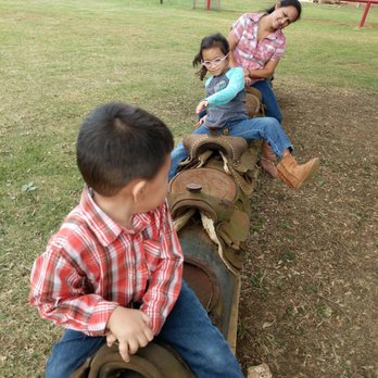 Gunstock Ranch - Saddle bench while you wait. - Horseback Riding Near Me - Laie, Hawaii Gunstock Ranch - Saddle bench while you wait. - Horseback Riding Near Me - Laie, Hawaii