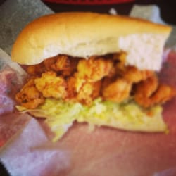 Le Cafe - Shrimp poboy