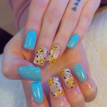 Nail Designs - Nail Salons Near Me - Hamburg, New Jersey