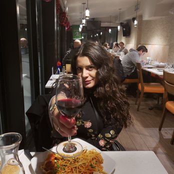 Elio Pizzeria - me - Pizza Near Me - Montreal, Quebec