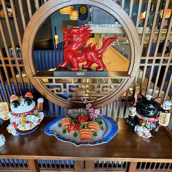 Umami Revolving Sushi - Japanese Near Me - El Paso, Texas