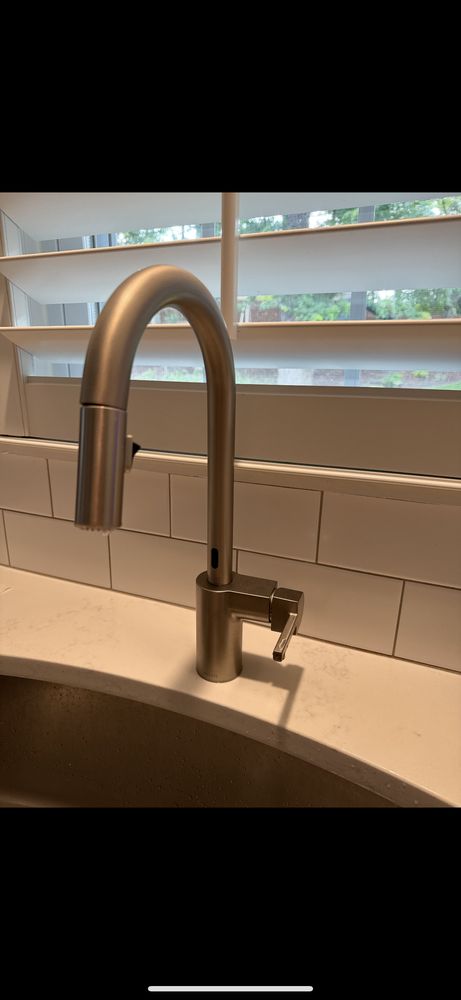 Slide of Peregrina Plumbing Company