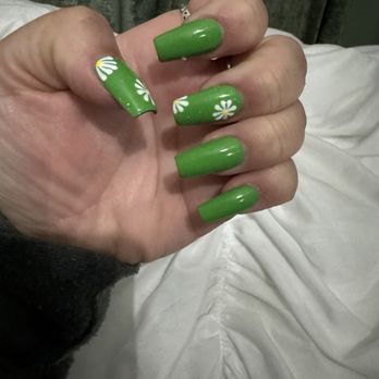Julie's Nail Spa - Nail Salons Near Me - Union City, California
