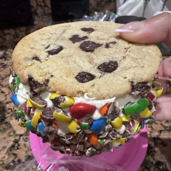 Whit's Frozen Custard - Whittie - Ice Cream & Frozen Yogurt Near Me - Boca Raton, Florida