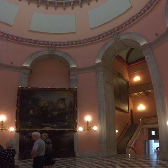 Ohio Statehouse - Landmarks & Historical Buildings Near Me - Columbus, Ohio