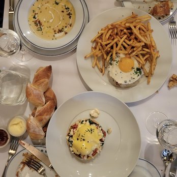 Bouchon - soupe du jour, truffle croque madame, bénédicte au crabe - French Near Me - Las Vegas, Nevada Bouchon - soupe du jour, truffle croque madame, bénédicte au crabe - French Near Me - Las Vegas, Nevada