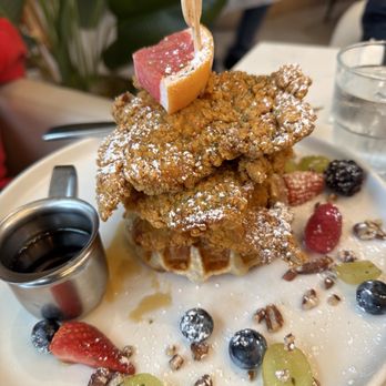 Sweet Maple  - Chicken Croffle - New American Near Me - Walnut Creek, California
