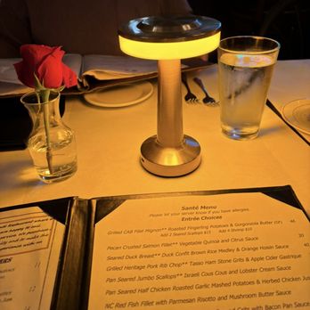 Santé - Table vibes - very cozy! - New American Near Me - Matthews, North Carolina