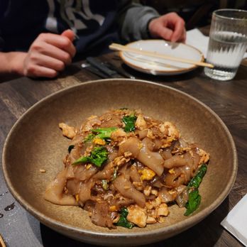 Thai Social - Pad See Ew w./ Beef - Thai Near Me - New York, New York Thai Social - Pad See Ew w./ Beef - Thai Near Me - New York, New York