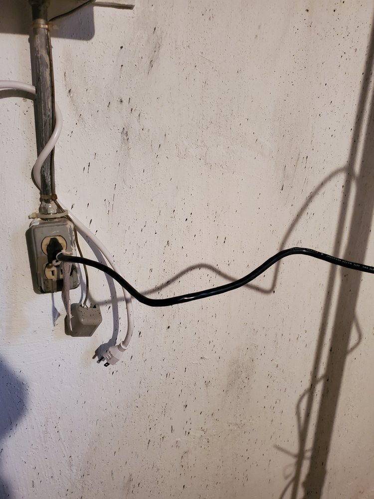 Slide of Speedy's Drain Cleaning